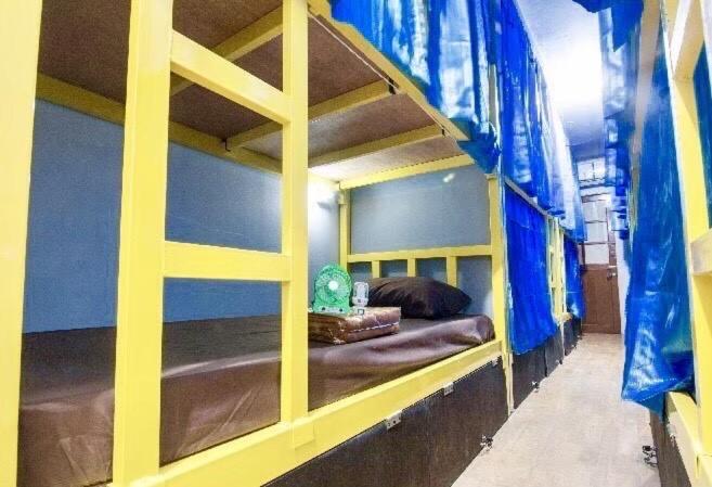 Vr Hostel สะพานควาย กรุงเทพมหานคร ภายนอก รูปภาพ